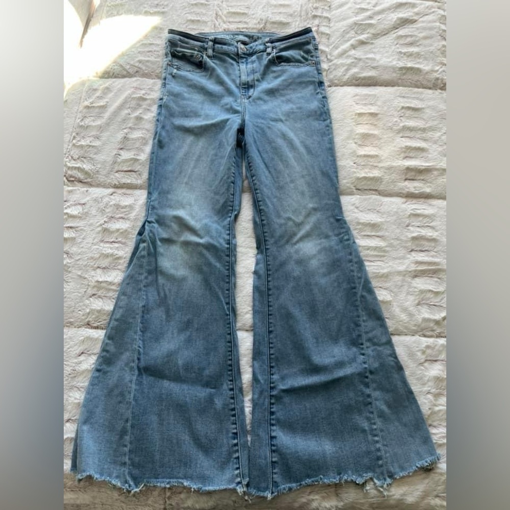 American Eagle Outfitters Light Blue Flare Wide Leg Jeans
